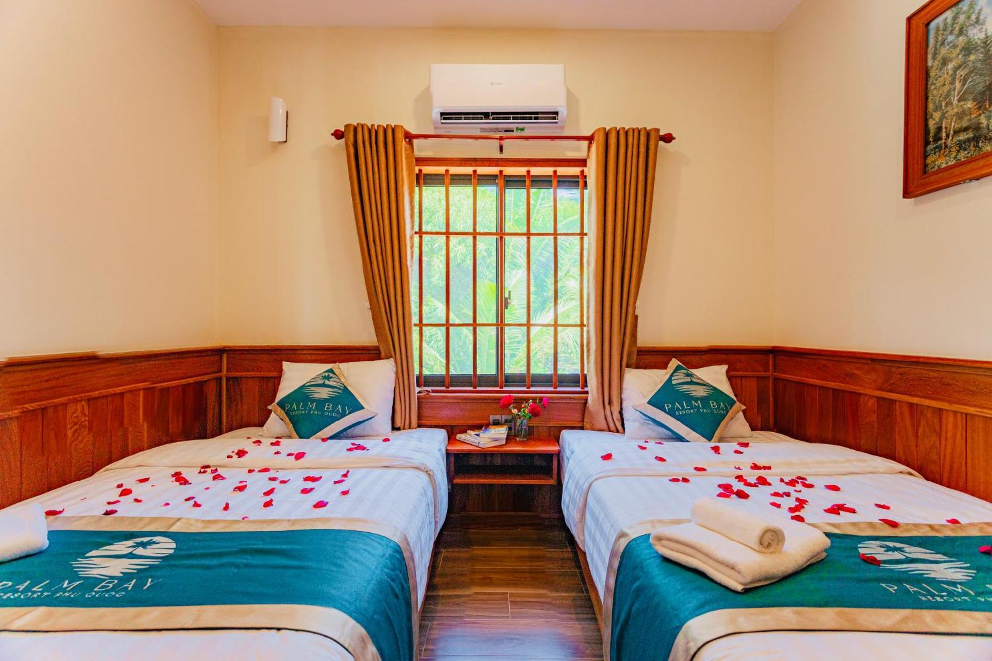 Palm Bay Resort Duong Dong Exterior foto